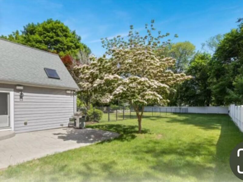 Single Family Home in West Bridgewater, MA