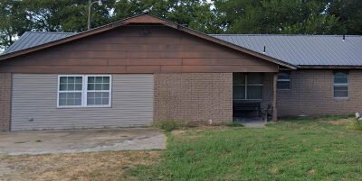 Single Family Home in Stratford, OK