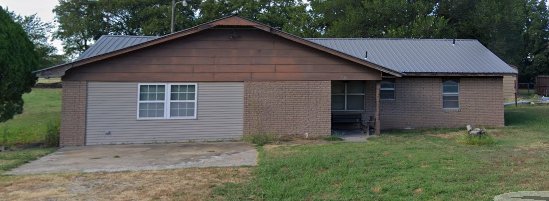 Single Family Home in Stratford, OK